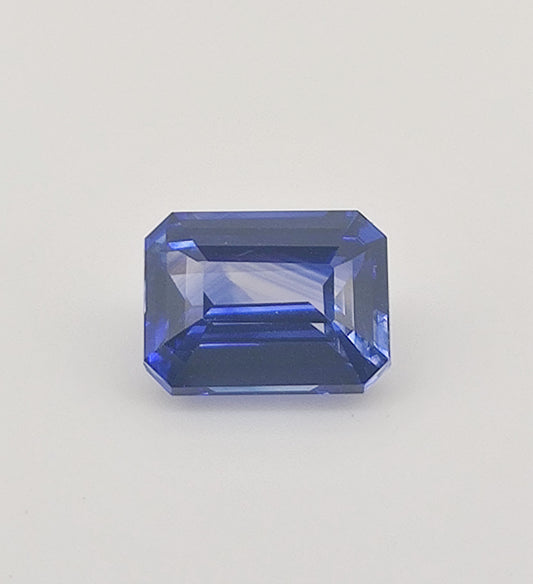 Heated Natural Blue Sapphire Rectangular Cut 3.55 Carats, Sri Lanka